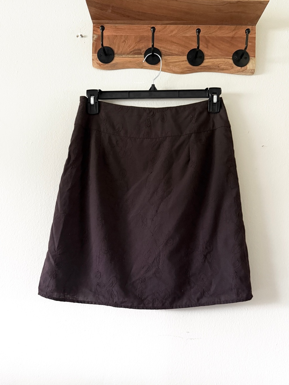 Vintage Y2K Richard Malcolm 100% Cotton Brown Embroidered Mini Skirt Size 4